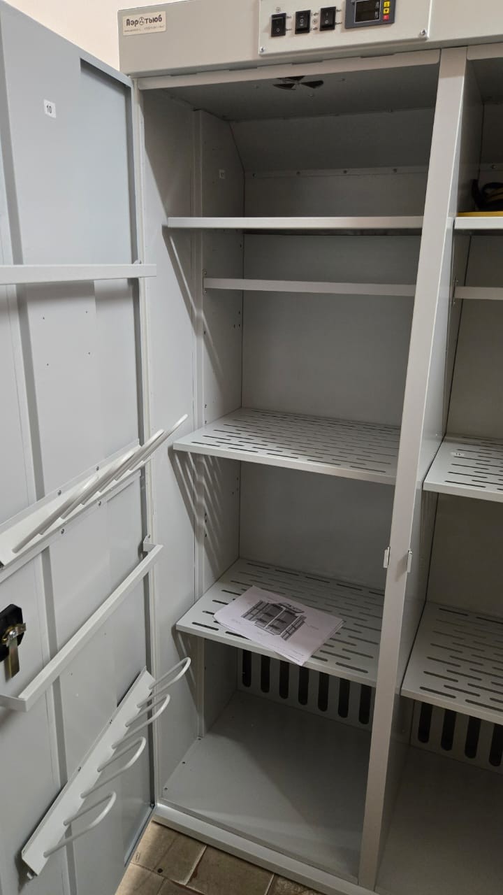 Сушильный шкаф ШС-4 СП3 Ф для одежды, белья и обуви купить в Ставрополе Сушильный шкаф ШС-4 СП3 Ф для одежды, белья и обуви купить в Ставрополе
