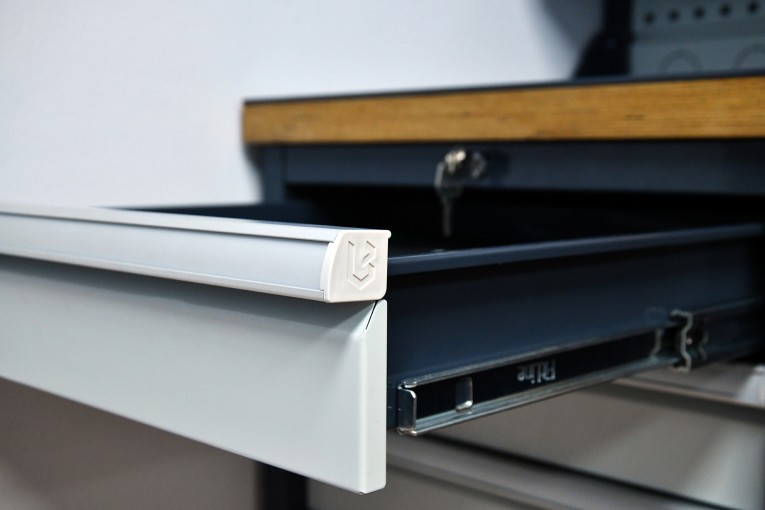 Верстак FBK 1551.15.3 купить в Ставрополе Верстак FBK 1551.15.3 купить в Ставрополе