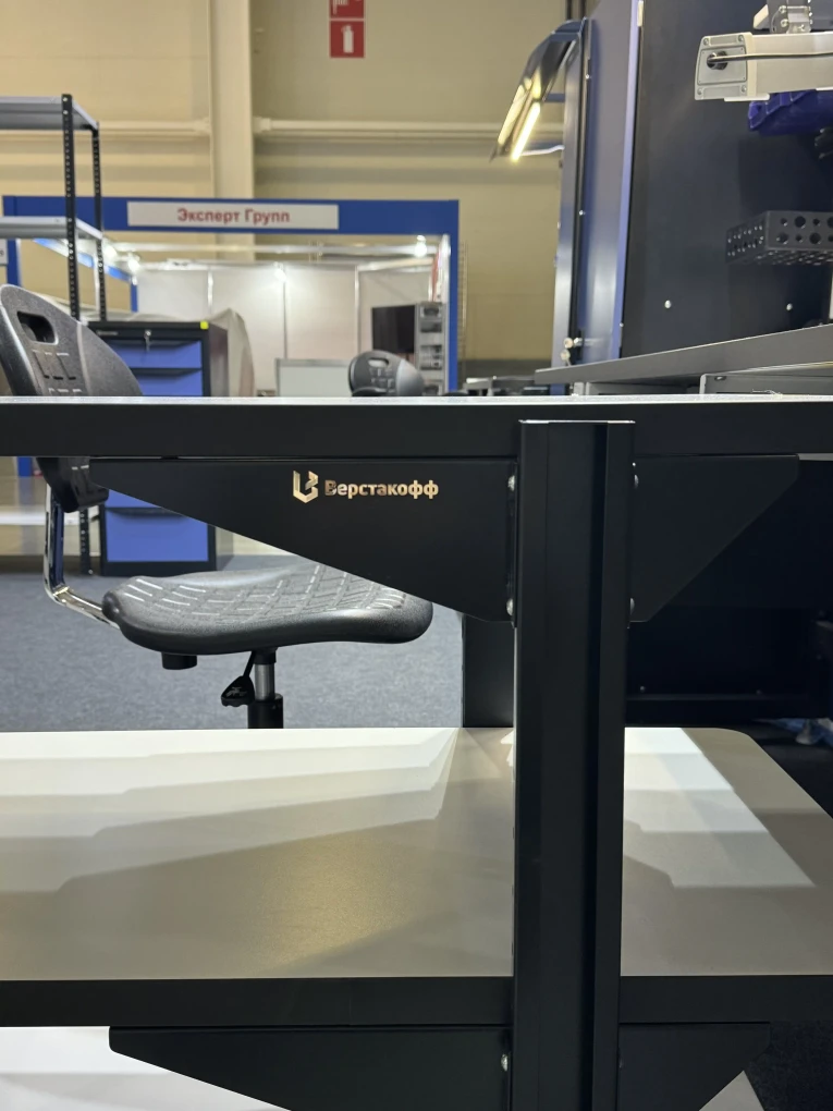 Подкатной антистатический стол SPC A купить в Ставрополе