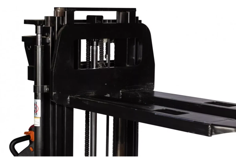 Штабелер электрический самоходный 1,6 т - 4,6 м Вилы: 1150 , АКБ Свинцово - кислотная, CL1646GP SIBLINE купить в Ставрополе Штабелер электрический самоходный 1,6 т - 4,6 м Вилы: 1150 , АКБ Свинцово - кислотная, CL1646GP SIBLINE купить в Ставрополе