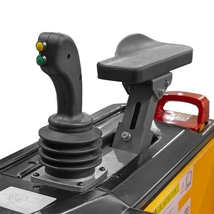 Штабелер самоходный с кабиной CDD15C (1500 кг; 6,5 м; li-ion 25,6В / 300Ач, PV, EPS) SMARTLIFT (SMART) купить в Ставрополе Штабелер самоходный с кабиной CDD15C (1500 кг; 6,5 м; li-ion 25,6В / 300Ач, PV, EPS) SMARTLIFT (SMART) купить в Ставрополе